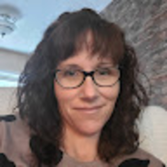 Meet your Posher, Crystal - Picture 1 of 1